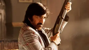 Backdrop to the movie "Mr Bachchan" #982637