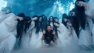 Backdrop to the movie "Bhooth Bangla" #775177