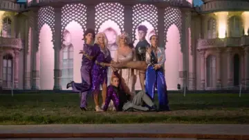 Backdrop to the movie "The Bearded Mermaid" #537827