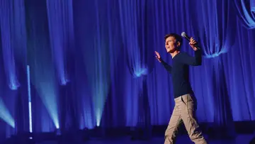 Backdrop to the movie "Tig Notaro: Hello Again" #443515