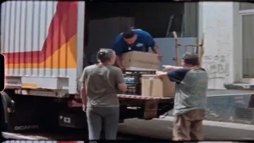 Backdrop to the movie "Closed boxes open boxes" #1015970