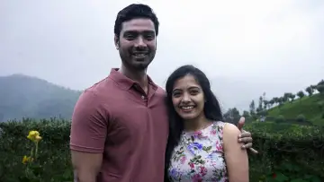 Backdrop to the movie "Athomugam" #1049333