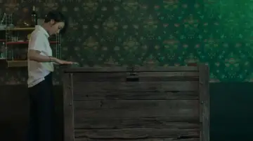 Backdrop to the movie "Dwiju: Cursed Box" #443232
