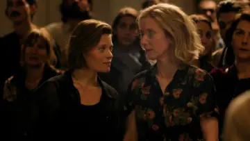 Backdrop to the movie "A Woman