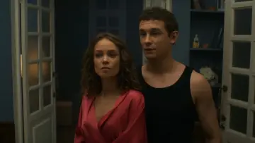 Backdrop to the movie "Love is Evil" #1175628