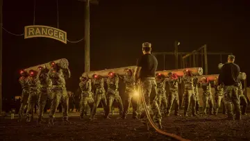 Backdrop to the movie "War Machine" #764141