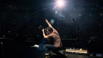 Backdrop to the movie "blur: Live at Wembley Stadium" #1525909