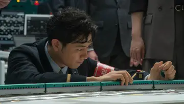 Backdrop to the movie "Bullet Train Explosion" #598184