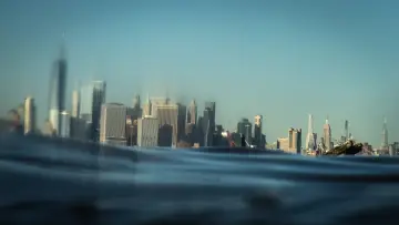 Backdrop to the movie "Emergent City" #1114116
