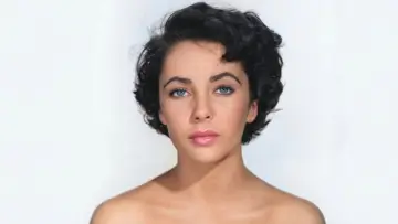 Backdrop to the movie "Elizabeth Taylor: The Lost Tapes" #1105434