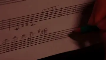 Backdrop to the movie "Treble Clef" #476925