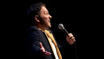 Backdrop to the movie "Jon Richardson: The Knitwit" #1114003