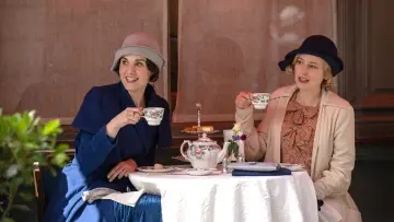 Backdrop to the movie "Downton Abbey: The Grand Finale" #573382