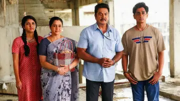 Backdrop to the movie "3BHK" #785116