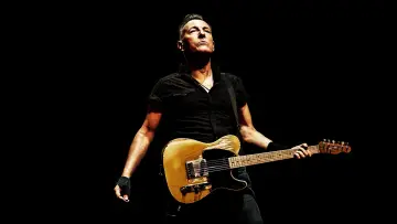 Backdrop to the movie "Road Diary: Bruce Springsteen and The E Street Band" #738010