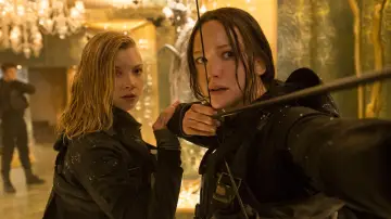 Backdrop to the movie "The Hunger Games: Mockingjay - Part 2" #1617787