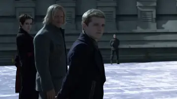Backdrop to the movie "The Hunger Games: Mockingjay - Part 2" #785564