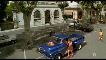 Backdrop to the movie "Girls with Guns" #1928485