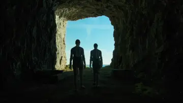 Backdrop to the movie "Skinless" #1138195