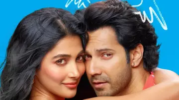 Hai Jawani Toh Ishq Hona Hai Poster