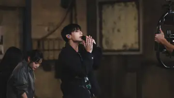 Backdrop to the movie "JUNG KOOK: I AM STILL" #942908