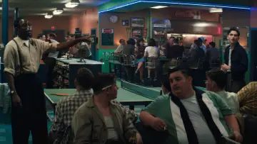 Backdrop to the movie "Marty Supreme" #508377