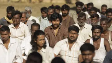 Backdrop to the movie "Sorgavaasal" #1153187
