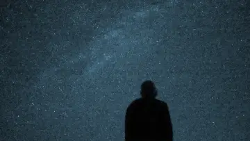 Backdrop to the movie "Little, Big, and Far" #799678