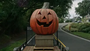 Backdrop to the movie "The Spirit of Halloweentown" #736870