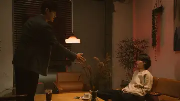 Backdrop to the movie "The Table: Day and Night" #1533051