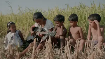 Backdrop to the movie "Village Rockstars 2" #1653639