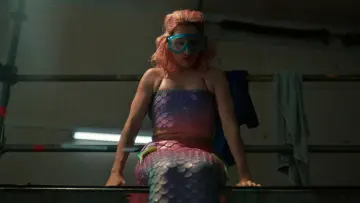 Backdrop to the movie "Miss Mermaid" #911330
