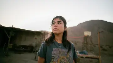 Backdrop to the movie "Bitter Gold" #595555