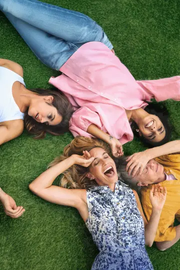 Poster to the movie "Pod Parou" #1530637