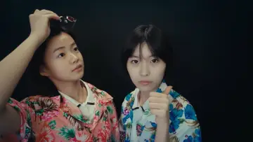 Backdrop to the movie "Summer