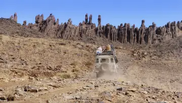 Backdrop to the movie "End of Trip, Sahara" #1765689