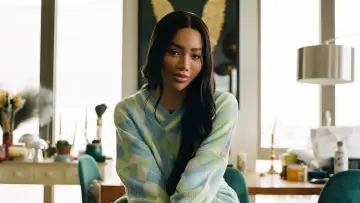 Backdrop to the movie "Love & Rage: Munroe Bergdorf" #1795512