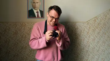 Backdrop to the movie "Mr. Nobody Against Putin" #536901