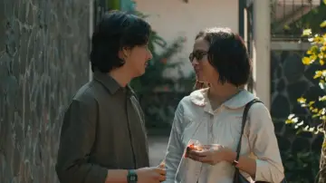Backdrop to the movie "Seni Merayu Tuhan" #1525517