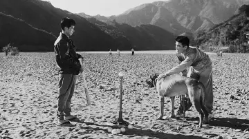 Backdrop to the movie "I Will Buy You" #1623362
