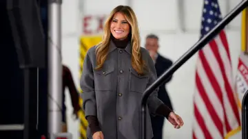Backdrop to the movie "Melania" #517089