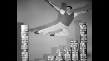 Backdrop to the movie "Gene Kelly: An American in Hollywood" #1639496