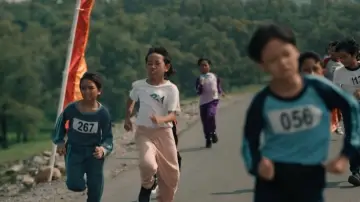Backdrop to the movie "Children of Heaven" #817872