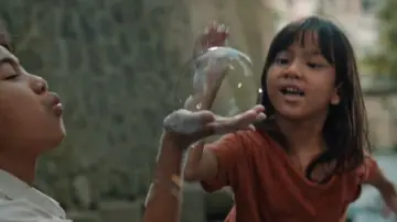 Backdrop to the movie "Children of Heaven" #914329