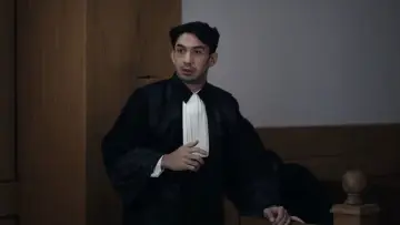 Backdrop to the movie "The Verdict" #535627