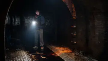 Backdrop to the movie "Resident Evil" #1721131