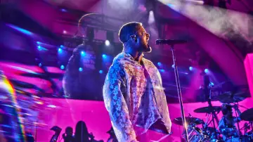 Backdrop to the movie "Imagine Dragons: Live from the Hollywood Bowl (with the LA Film Orchestra)" #1908363