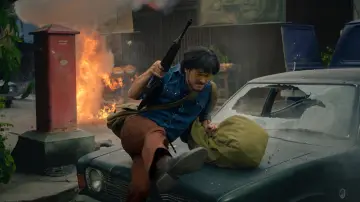 Backdrop to the movie "Tee Yai: Born to Be Bad" #596160