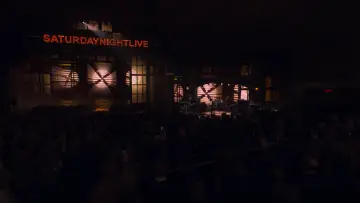 Backdrop to the movie "SNL50: The Homecoming Concert" #731322