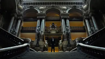 Backdrop to the movie "Le Fantôme de l